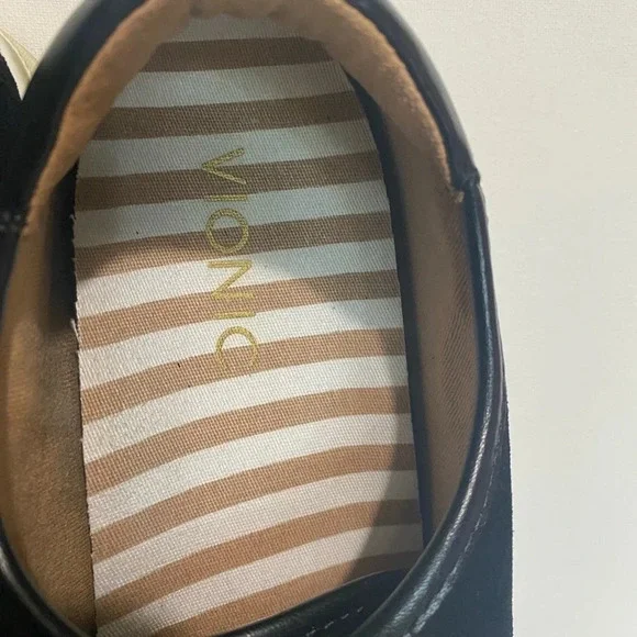 Vionic Brinley VS339 Women's Size 10 Black Suede Sneakers Lace Up Low Top - Picture 3 of 5